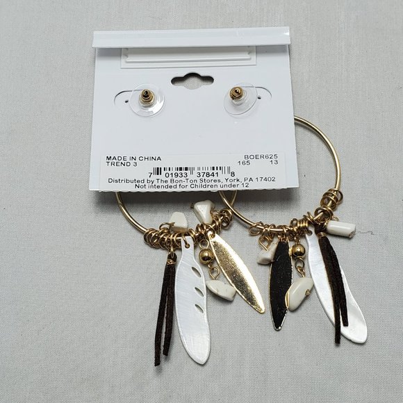 Relativity Gold tone Post Open Circle Charm Earrings - Picture 5 of 5